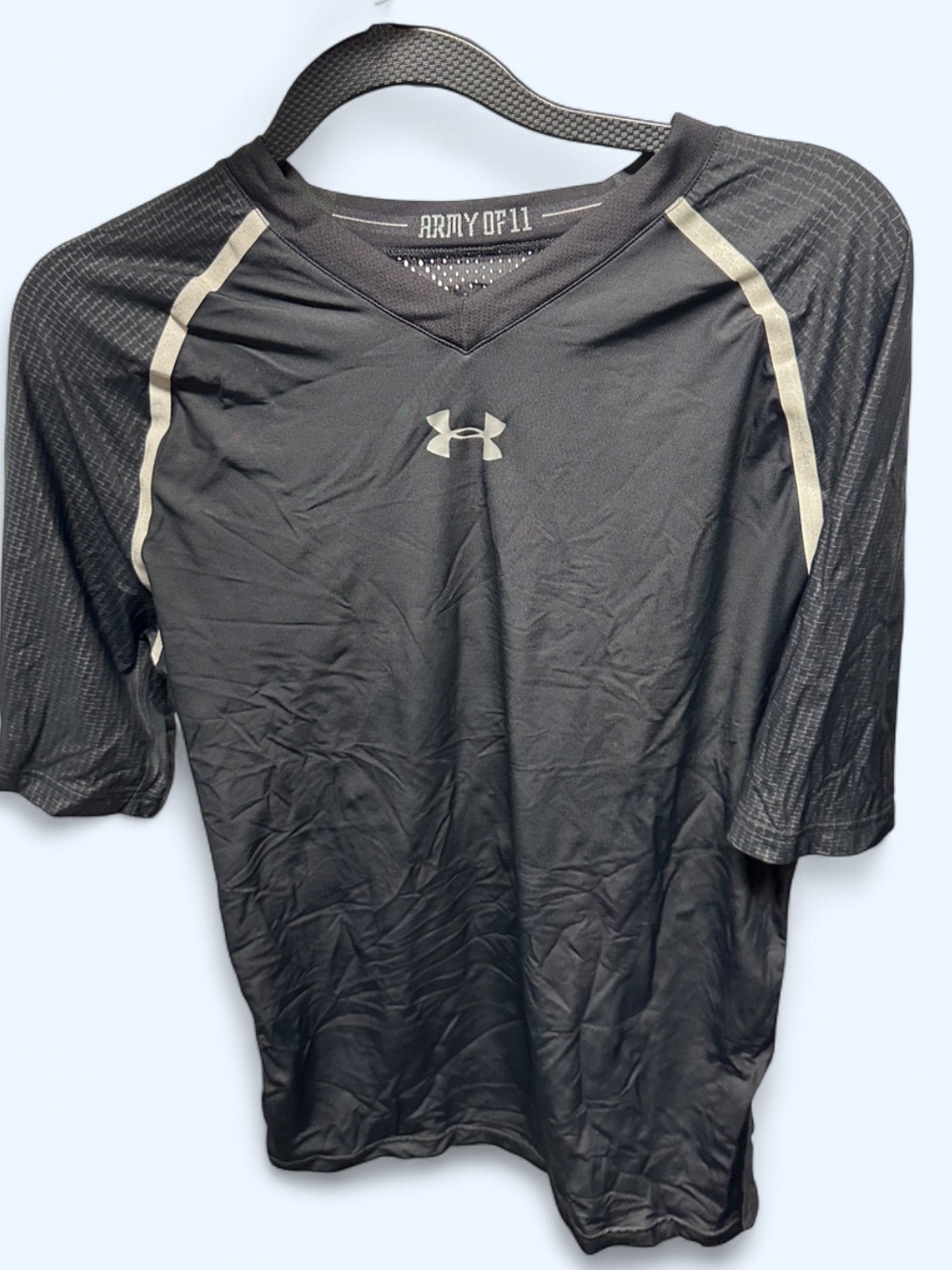 Under Armour Men’s Black Short-Sleeve Performance Tee with Light Gray Accents